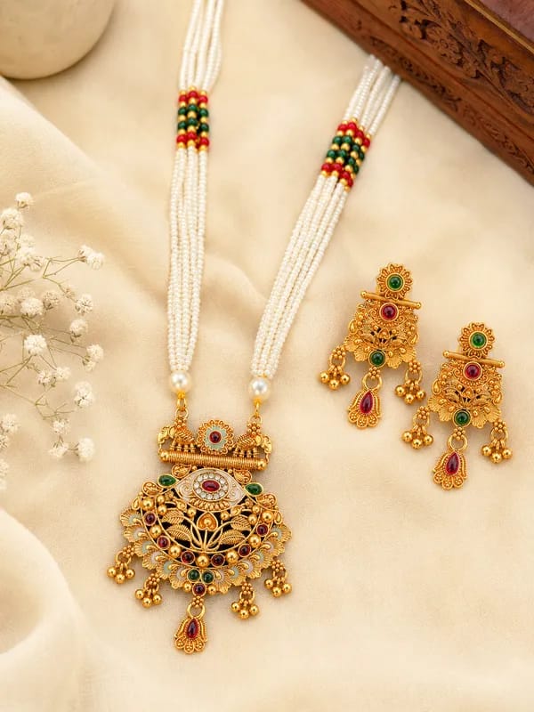 Runjhun royal necklace set