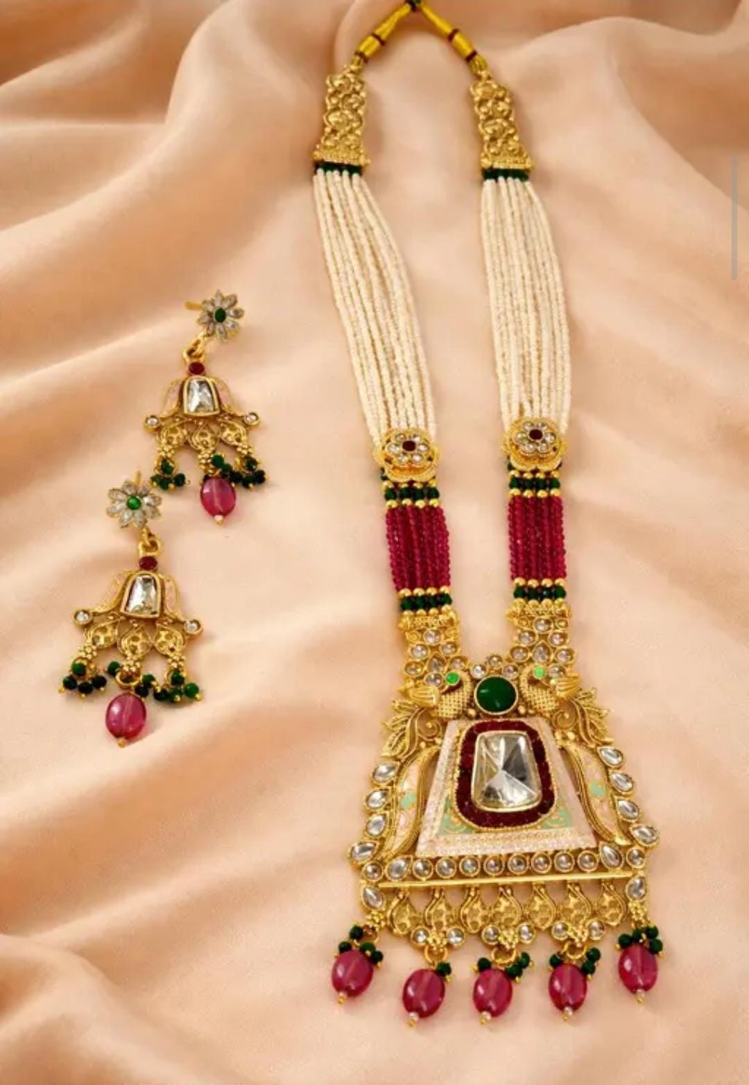 Runjhun Rajwadi Kundan Long Set