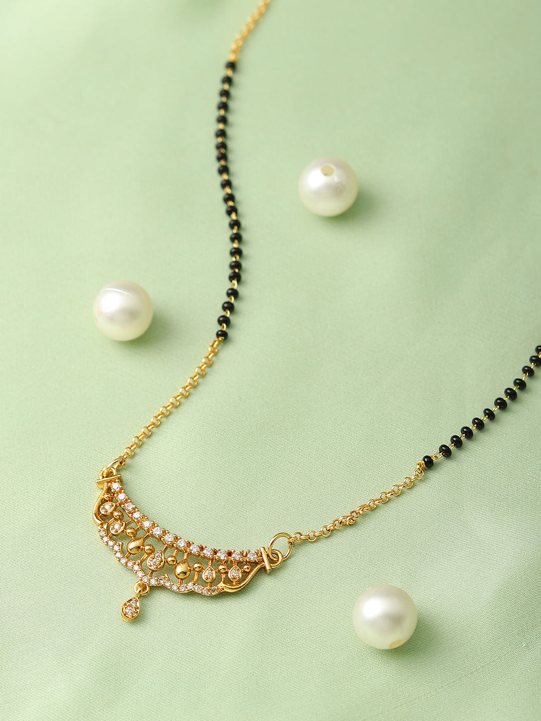 Runjhun designer mangalsutra