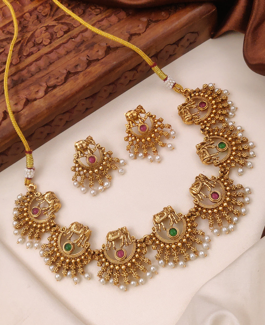 Runjhun temple design choker set